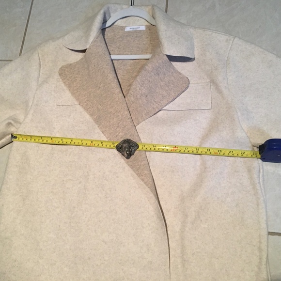 Coat: Women's Light Beige Oatmeal Wool Look Felt Belted Coat Jacket - Picture 9 of 12